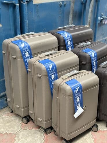 Киреге берилүүчү кийимдер: Тройка L M S = 5500 сом Двойка L + М = 4000 сом Двойка L + S = 3500 — 9