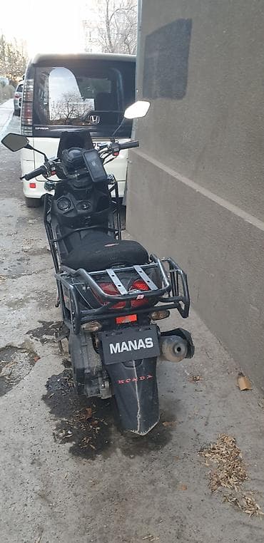 Кумурска мотороллер: 150 куб. см, Бензин, Колдонулган, Бөлүп төлөө менен — 2