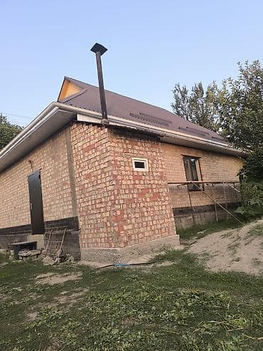 кирпич скупка: Кирпичный одноэтажный дом с мансардой и садом - Материал стен — 1