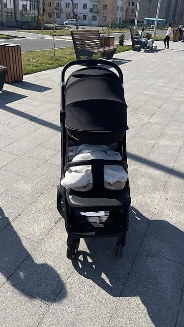 коляска на прокат: Коляска, цвет - Черный, Новый — 1