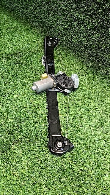 samsung e350: Электрический моторчик BMW 2006 г., Б/у, Оригинал — 3