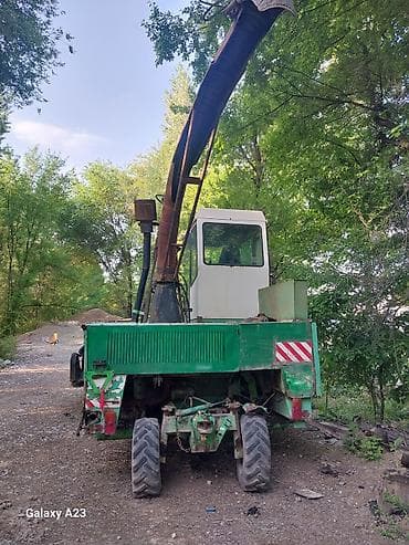 сколько стоит триммер для покоса травы: Продается Кукурузоуборочный комбайн самоходный Е 281 (форсажного типа — 4