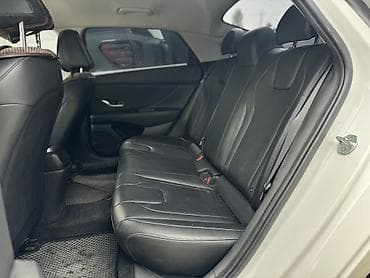 россрочку: Hyundai Avante: 2020 г., 1.6 л, Автомат, Бензин, Седан — 8