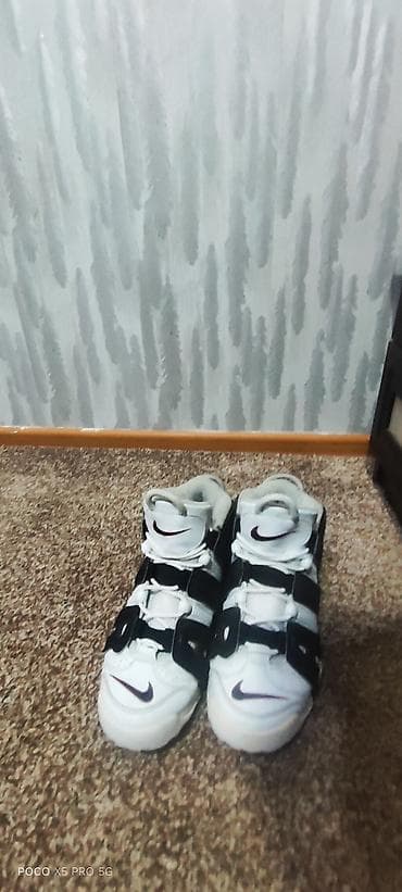 Мужские кроссовки, 42, Nike, Б/у