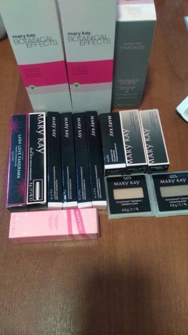 касметичка: Тени!! Тушь!! Пудра!! Тональный крем ! Хайлайтер! Бронзатор и многое — 6