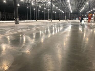 заливка пола: Стяжка Гарантия, Монтаж, Бесплатная консультация Больше 6 лет опыта — 1