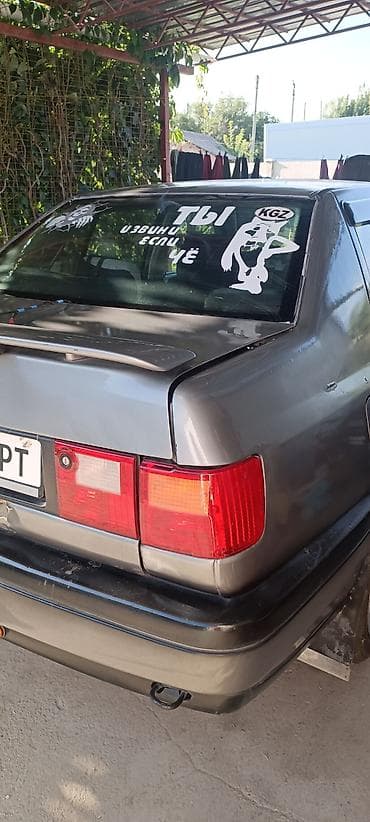 Продажа авто: Volkswagen Vento: 1992 г., 1.8 л, Механика, Бензин, Седан — 4