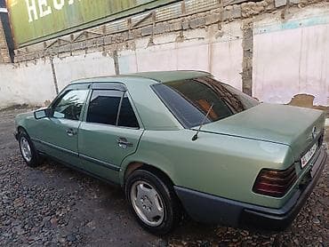 bmw m3 e30: Mercedes-Benz W124: 1989 г., Седан — 6