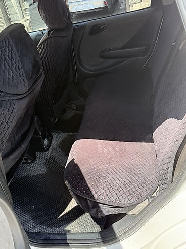 devo matiz: Honda Fit: 2004 г., 1.3 л, Вариатор, Бензин, Седан — 6
