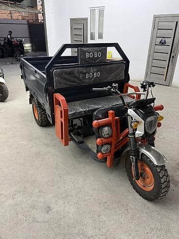 Унаа: Грузовой трёхколёсный мотоцикл-трицикл BOBO Motors - Компоновка — 2