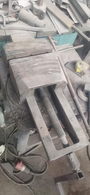 Бизнес үчүн жабдуулар: Тиски слесарные усиленные, поворотные - Тип: массивные стальные тиски — 1