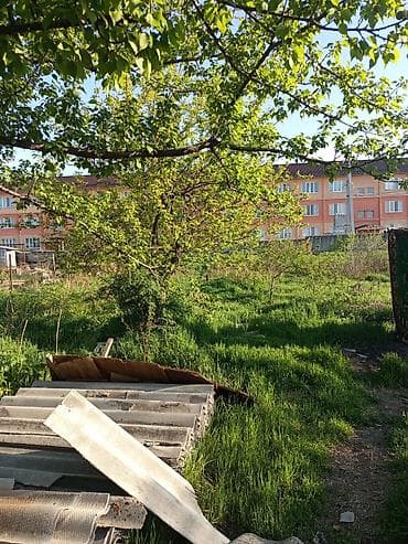 жаны уйлор: Два дома барачного типа, Аламудунский район, село Молдавановка. - — 8