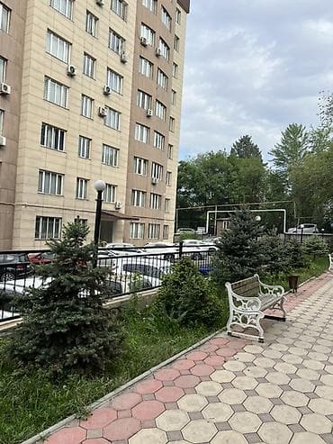 сдается офис с мебелью: 3 комнаты, С мебелью полностью — 1