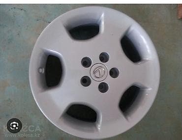 vossen diska: Литые Диски R 17 Toyota, Комплект, отверстий - 4, Б/у — 2