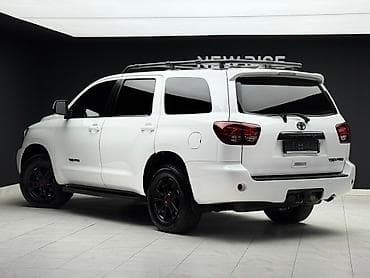 Toyota Sequoia: 2021 г., 5.7 л, Автомат, Бензин, Внедорожник