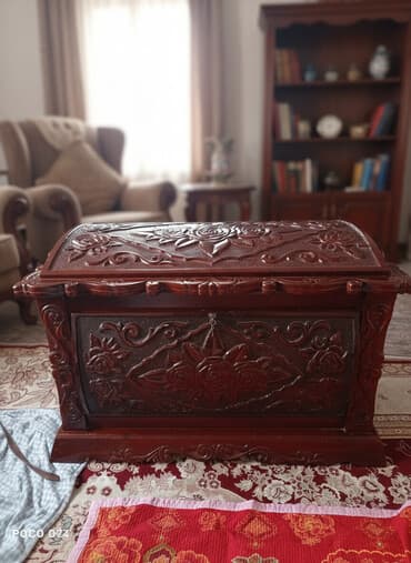 шкафы б у токмок: Сандык, Жаңы, Кийимдер үчүн, Жыгач, түсү - Күрөң — 1