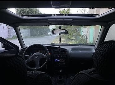 Транспорт: Nissan Primera: 1992 г., 2 л, Механика, Бензин, Седан — 4