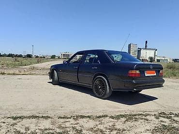Продажа авто: Mercedes-Benz W124: 1993 г., 2.8 л, Механика, Бензин, Седан — 5