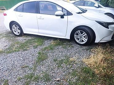 Toyota Corolla: 2021 г., 1.5 л, Автомат, Бензин, Седан — 4