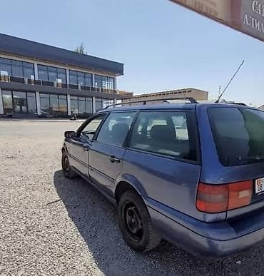 Унаа: Volkswagen Passat: 1994 г., 2 л, Кол менен иштөөчү, Бензин, Универсал — 4