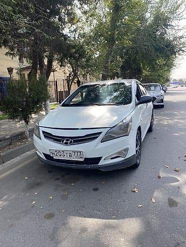 Продажа авто: Hyundai Solaris: 2015 г., 1.6 л, Ручные, Бензин, Седан — 2