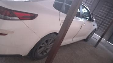 Унаа: Kia K5: 2018 г., 2 л, Автомат, Газ, Седан — 2
