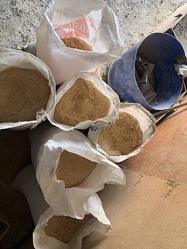 Сладкая кормовая добавка для КРС (крошка пряников и кексов) оптом и в