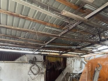 Унаа токтоочу жайлар: Продается комок металлический размеры Длина 3.8м*ширина 2.8м высота — 4