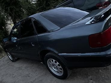 Унаа: Audi 100: 1990 г., 2.3 л, Кол менен иштөөчү, Бензин, Седан — 3