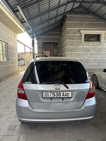 civic 2007: Honda Fit: 2002 г., 1.3 л, Вариатор, Бензин, Хэтчбэк — 5