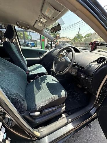 тойота ярис седан 2008: Toyota Yaris: 2006 г., 1 л, Автомат, Бензин, Хэтчбэк — 9