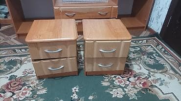 комоды шкафы тумбы: Комплект мебели для спальни в тёплом древесном оттенке. Состав: - — 3