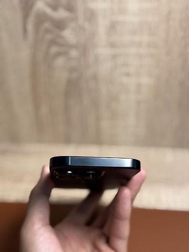 nokia 230: IPhone 15 Pro, Black Titanium — 5