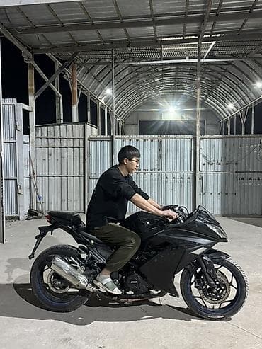 Срочно !!! Продаю нужны деньги только звонить Спортивный мотоцикл в — 3