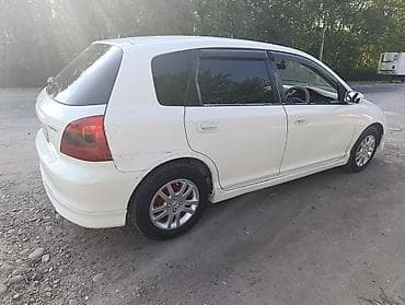 Продажа авто: Honda Civic: 2002 г., 1.5 л, Вариатор, Бензин, Хэтчбэк — 6