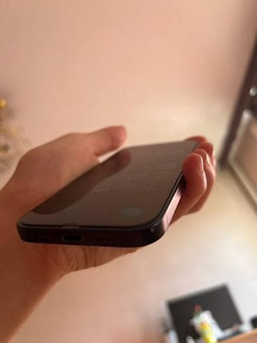 IPhone 15, Б/у, 128 ГБ, Черный, Чехол, 88 % at lalafo.kg IPhone 15, Б/у, 128 ГБ, Черный, Чехол, 88 %