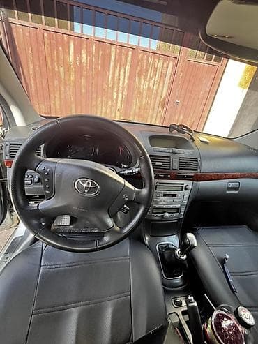 prius plus: Toyota Avensis: 2004 г., 2 л, Механика, Бензин, Универсал — 8