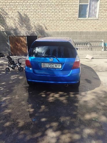сут машине: Honda Fit: 2004 г., 1.3 л, Вариатор, Бензин, Хетчбек — 4