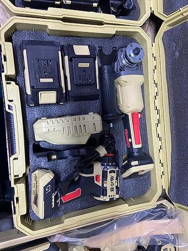 Аккумуляторный набор электроинструмента в чемодане Состав комплекта
