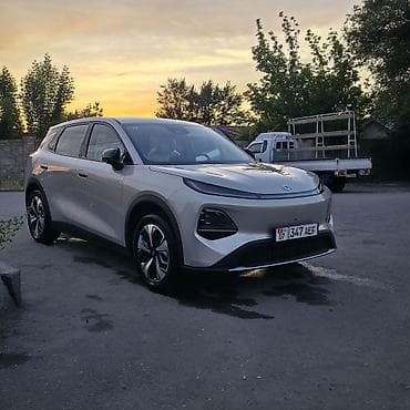changan a06: Changan Qiyuan Q05: 2025 г., 0.1 л, Автомат, Электромобиль, Кроссовер — 1