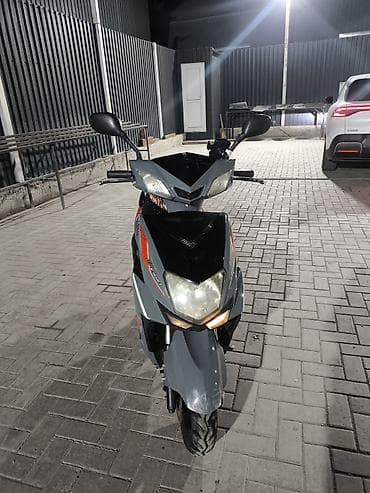 скуттер: Тип скутера Yamaha, 125 куб. см, Бензин, Б/у — 4