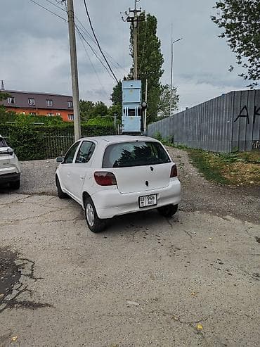 Toyota Vitz: 2000 г., 1 л, Автомат, Бензин, Хетчбек — 5