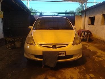 Honda Fit: 2003 г., Хэтчбэк