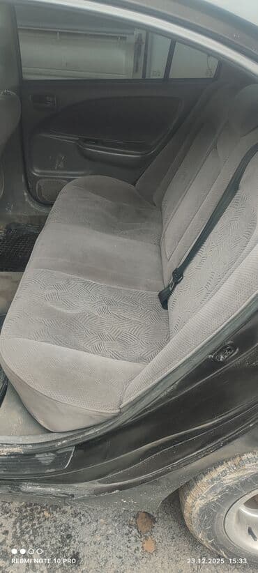 шумов: Toyota Avensis: 1999 г., 1.8 л, Механика, Бензин, Седан — 5