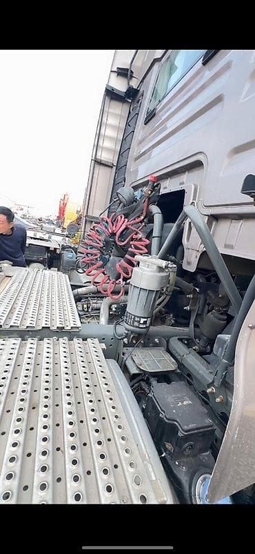 kia avto: Тягач, JAC, 2019 г., Без прицепа — 3