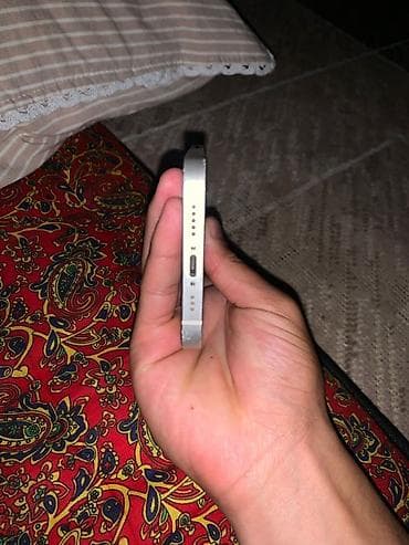 нужен фотограф: IPhone 12, Белый — 2