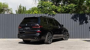 bmw ix3: BMW X7: 2024 г., 4.4 л, Автомат, Бензин, Внедорожник — 7
