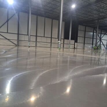 заливка пола: Стяжка Бесплатная консультация, Гарантия, Монтаж Больше 6 лет опыта — 6