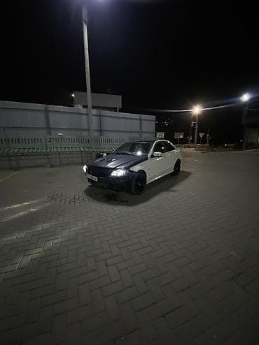 Другой транспорт: Сдается мерс 63 Обьем 3 Стейч 1 попкорм Залог 10 тысяч Без прав цена — 2