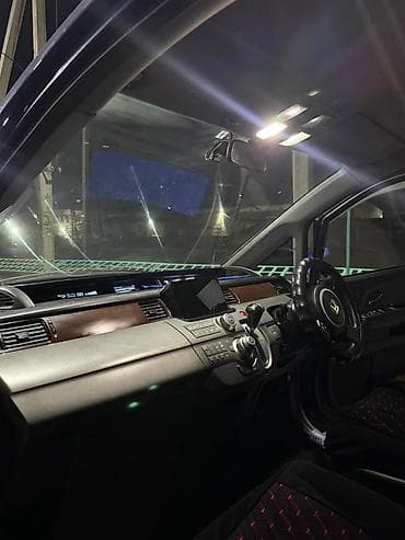 двери гольф 2: Honda Stepwgn: 2005 г., 2.4 л, Вариатор, Бензин, Минивэн — 6